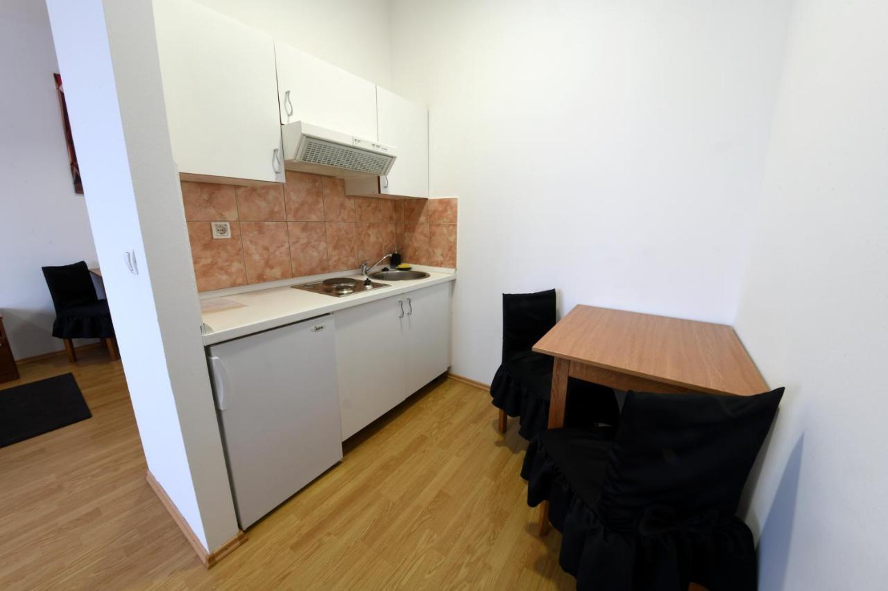 Apartments & Rooms Krizevci Ngoại thất bức ảnh