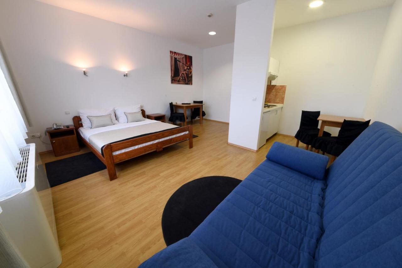 Apartments & Rooms Krizevci Ngoại thất bức ảnh