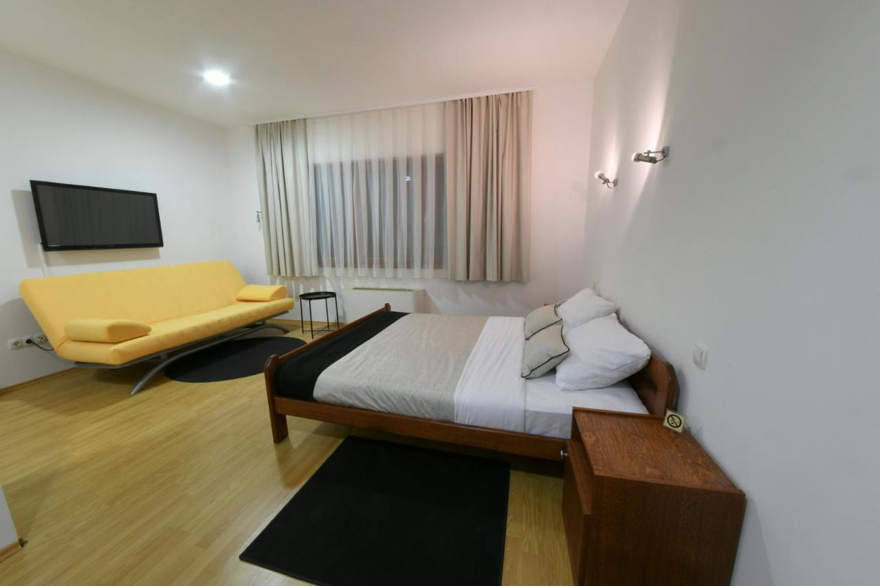 Apartments & Rooms Krizevci Ngoại thất bức ảnh