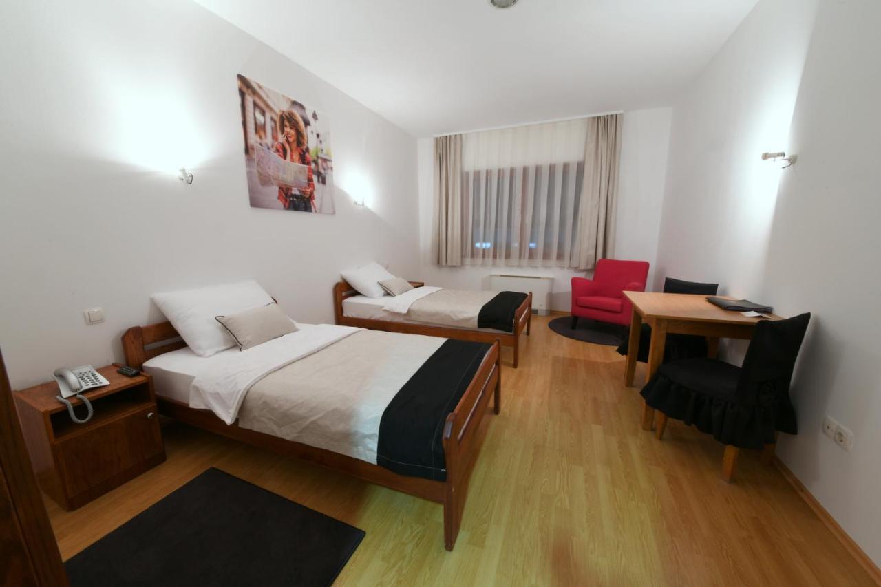 Apartments & Rooms Krizevci Ngoại thất bức ảnh